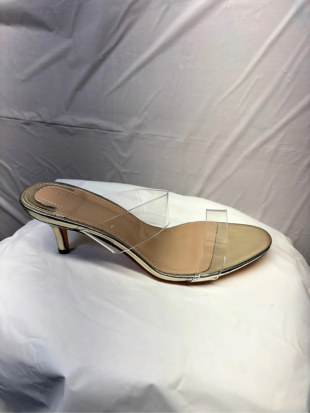 Chinese Laundry Calia Pointed Toe Clear Strap Heels in Gold US 8 Like New